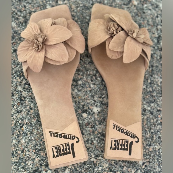 Jeffrey Campbell Petals Sandals in Neutral Suede - Picture 4 of 9